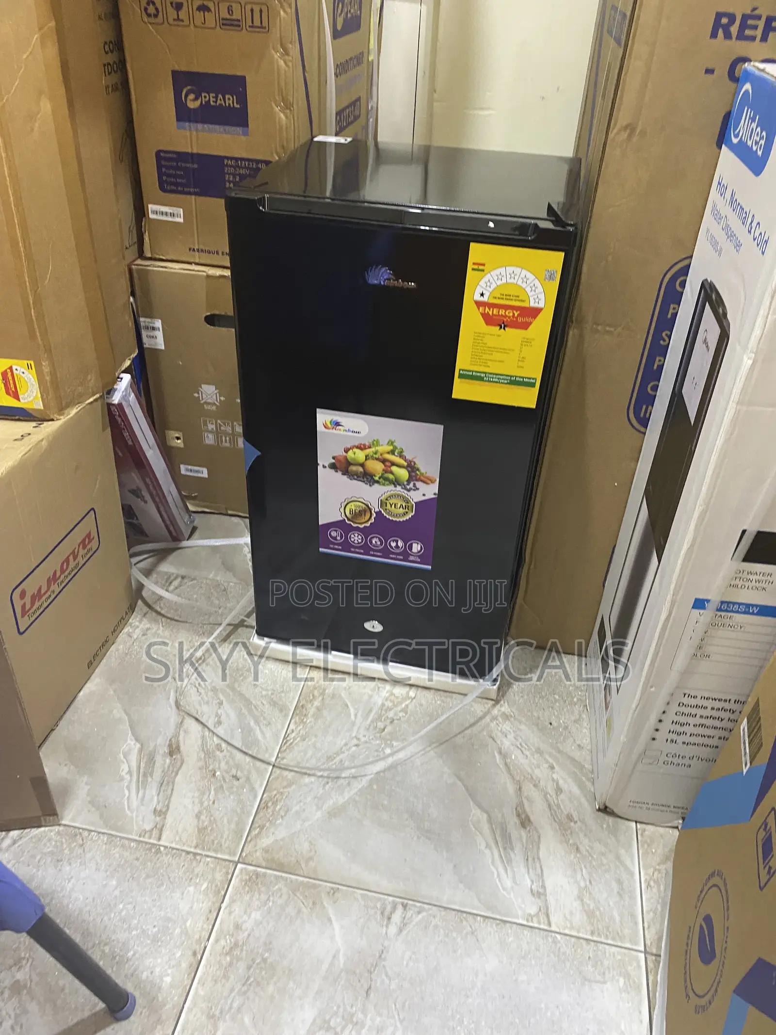 Pearl 90l Single Door Table Top Fridge