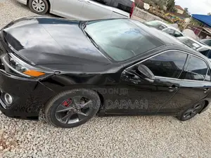 Toyota Camry SE 4dr Sedan (2.5L 4cyl 6A) 2013 Black