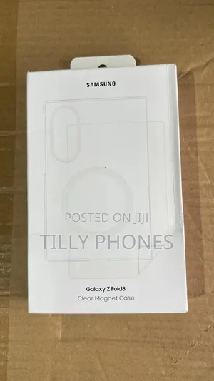 Samsung Galaxy Z Fold 8 Clear Magnet Case