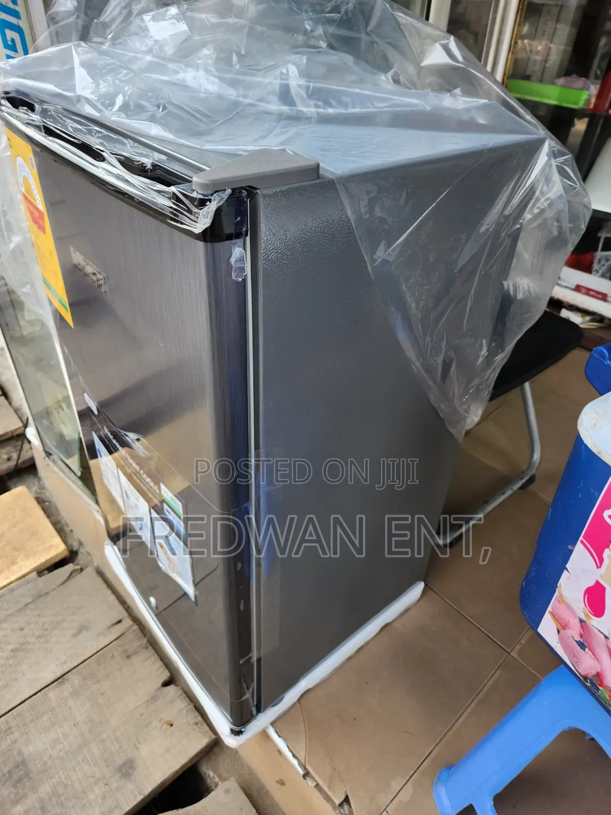 Spacious Table Top Refrigerator