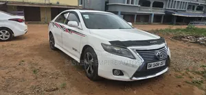 Toyota Camry SE 4dr Sedan (2.5L 4cyl 6AM) 2010 White
