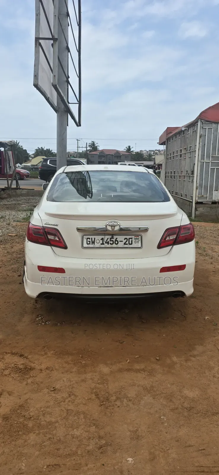 Toyota Camry SE 4dr Sedan (2.5L 4cyl 6AM) 2010 White
