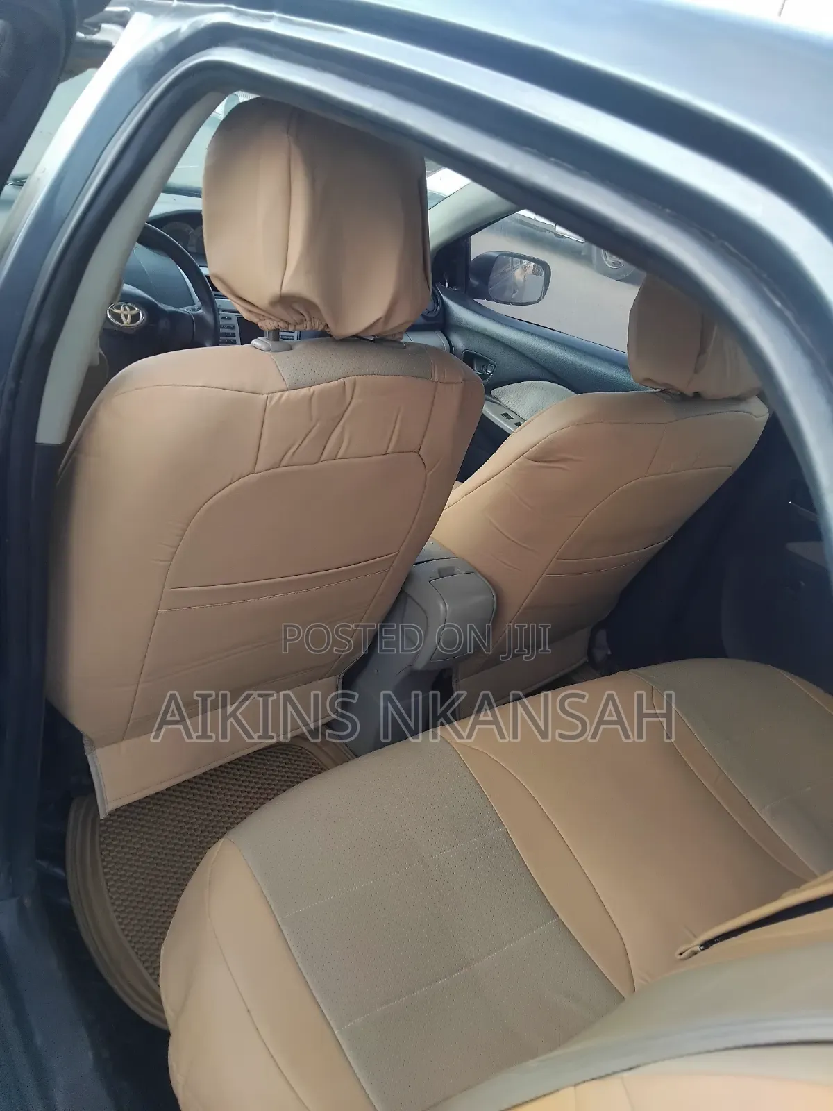 Toyota Yaris 2010 Black