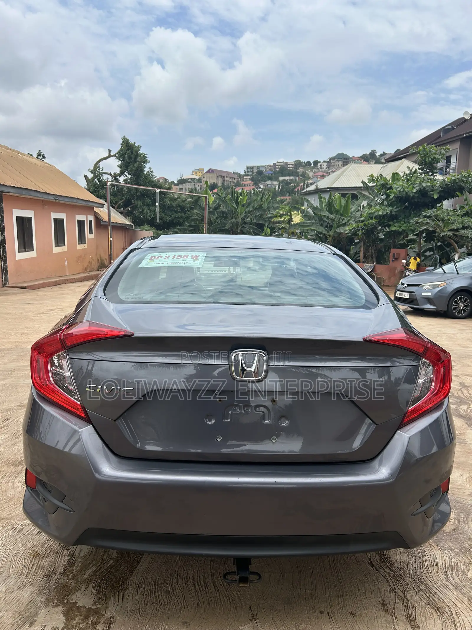 Honda Civic LX 2dr Coupe (2.0L 4cyl) 2017 Gray
