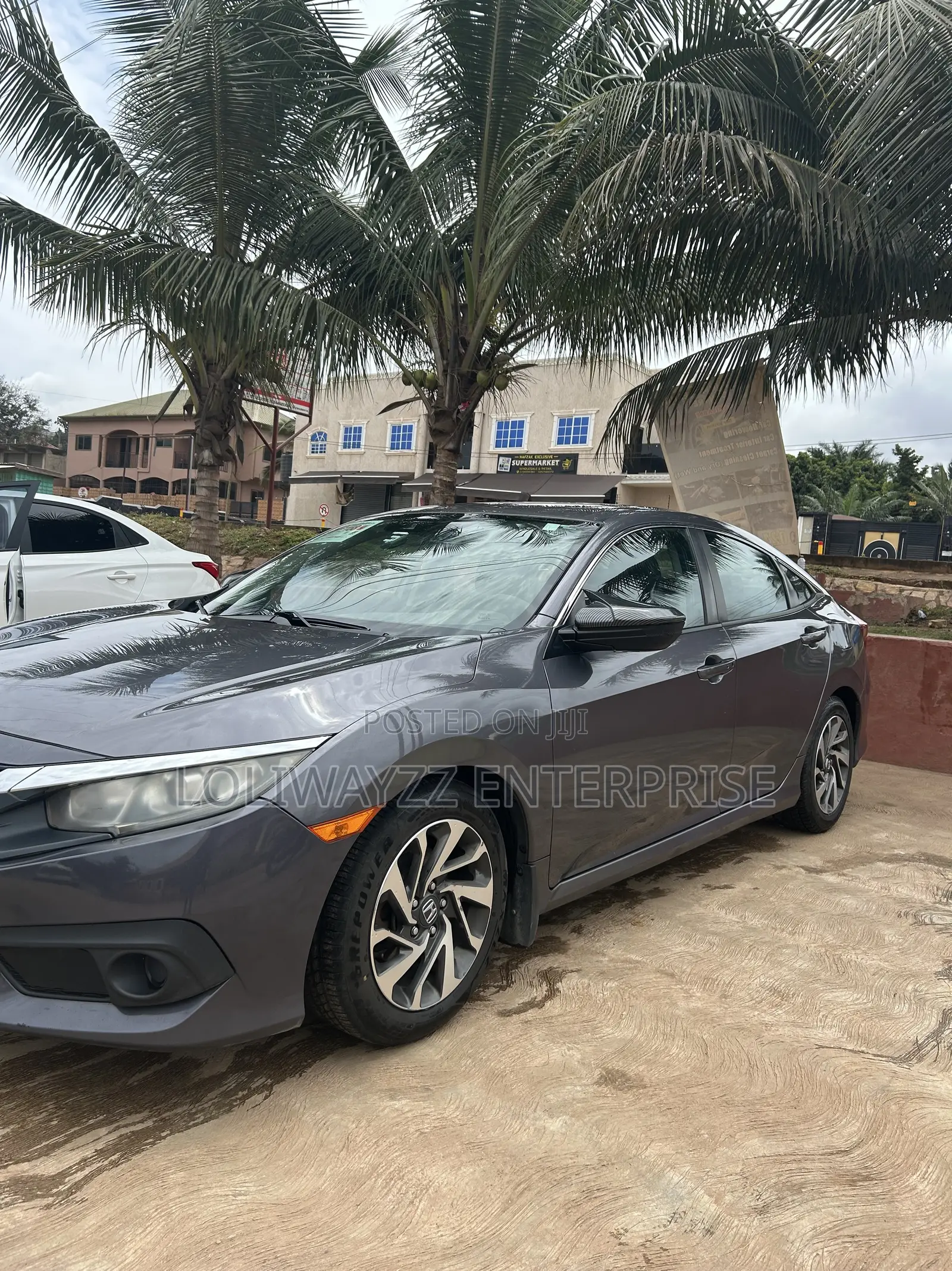 Honda Civic LX 2dr Coupe (2.0L 4cyl) 2017 Gray