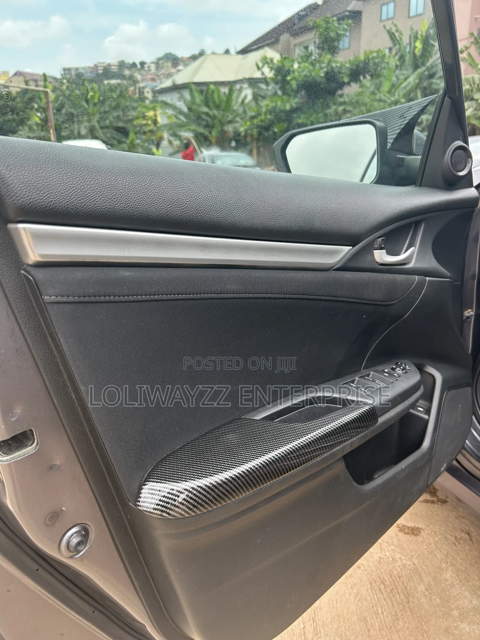 Honda Civic LX 2dr Coupe (2.0L 4cyl) 2017 Gray