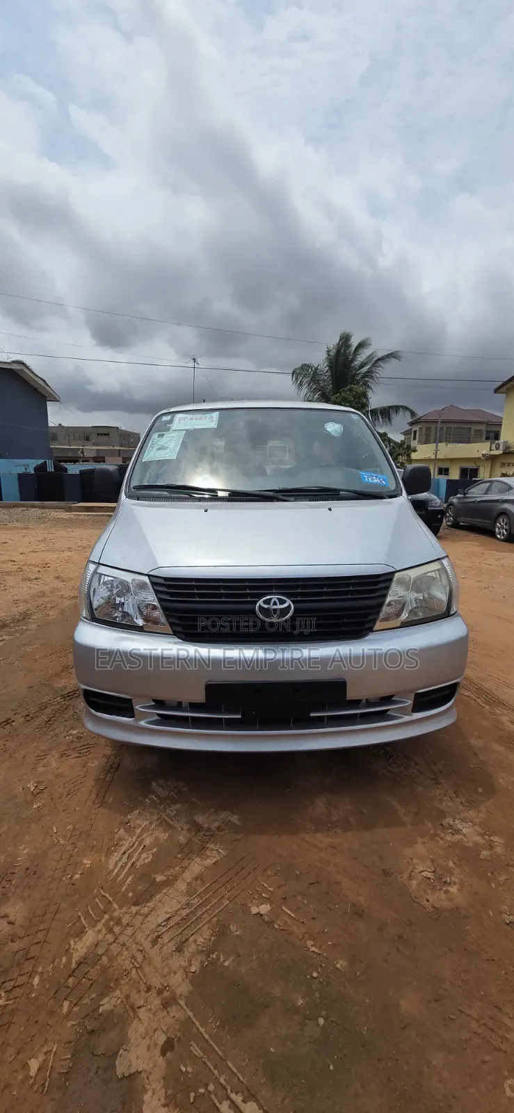 Toyota HiAce 2010 Silver