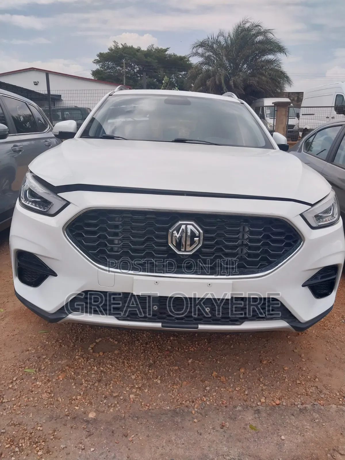 Car 2019 White