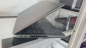 Laptop Dell Precision 3571 16GB Intel Core i7 SSHD+SSD 512GB
