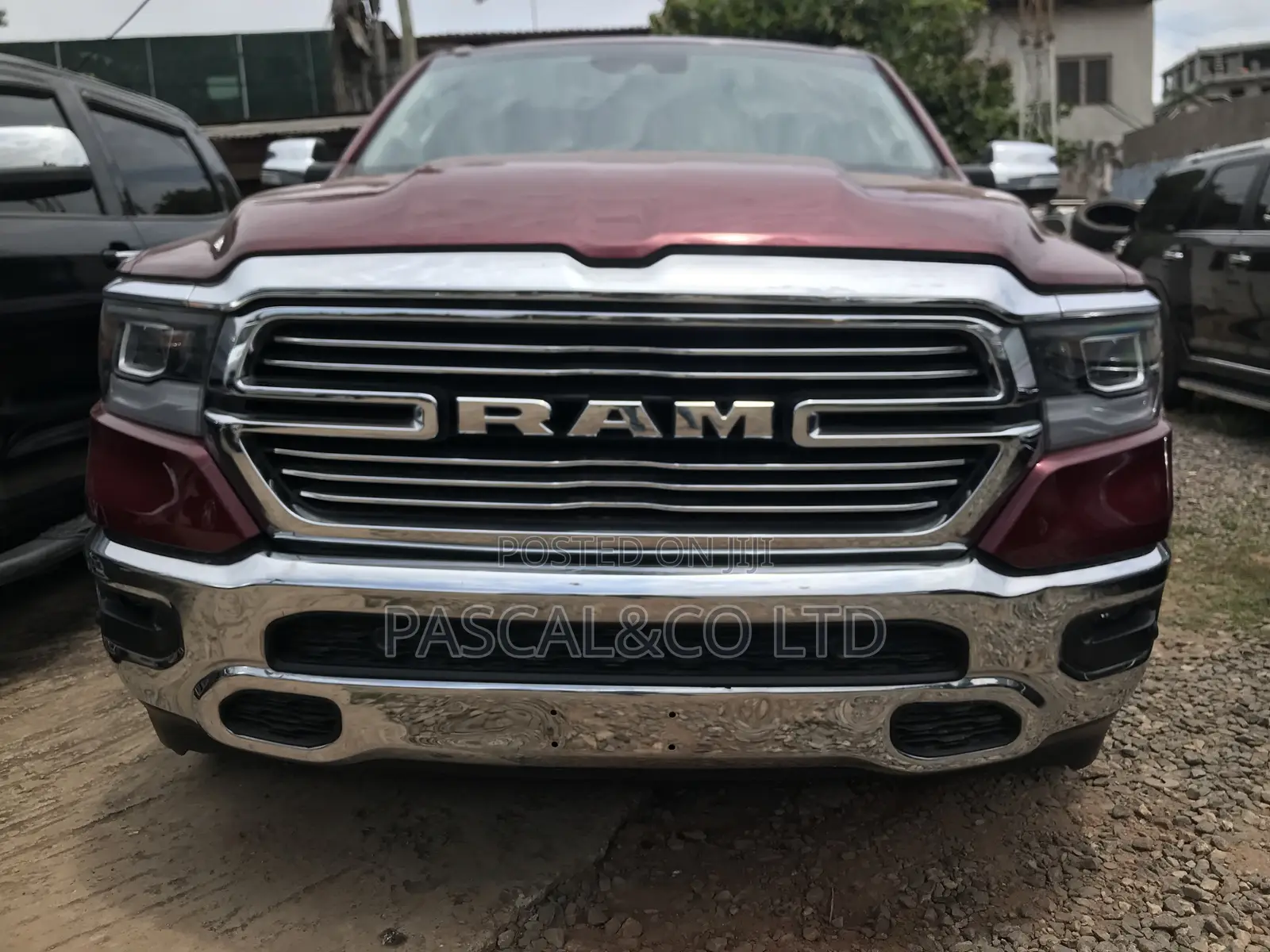 RAM 1500 2021 Red