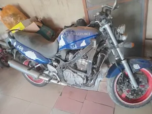Suzuki Sport 2000 Blue