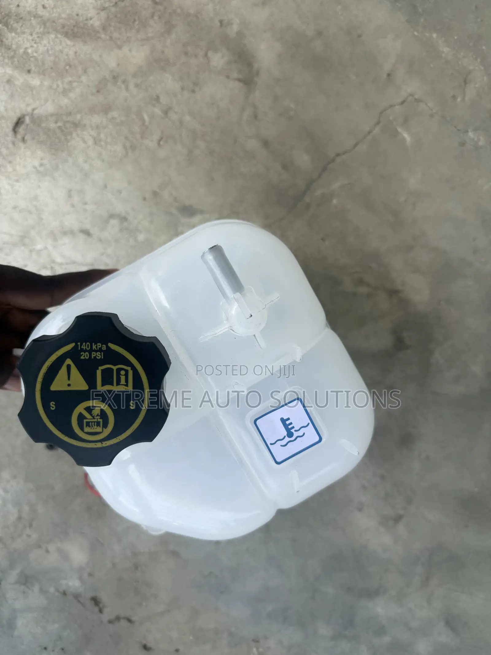 2013-18 Jeep Cherokee Engine Coolant Reservoir Tank