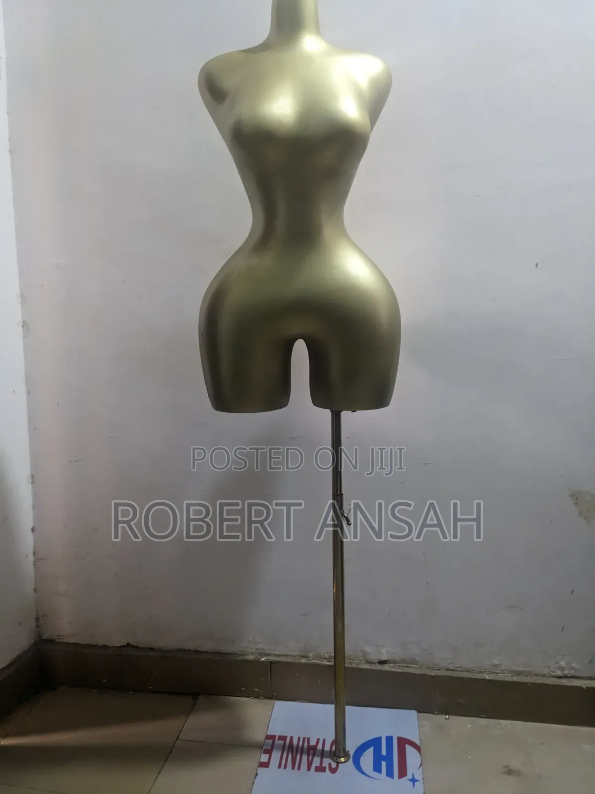 Fibre Mannequin, Comes With Box Price Is Negotiable