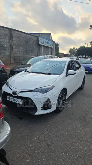 Toyota Corolla S 4dr Sedan (1.8L 4cyl CVT) 2016 White