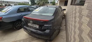 Toyota Camry Base 4dr Sedan (2.5L 4cyl 6M) 2010 Black