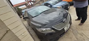 Toyota Camry Base 4dr Sedan (2.5L 4cyl 6M) 2010 Black