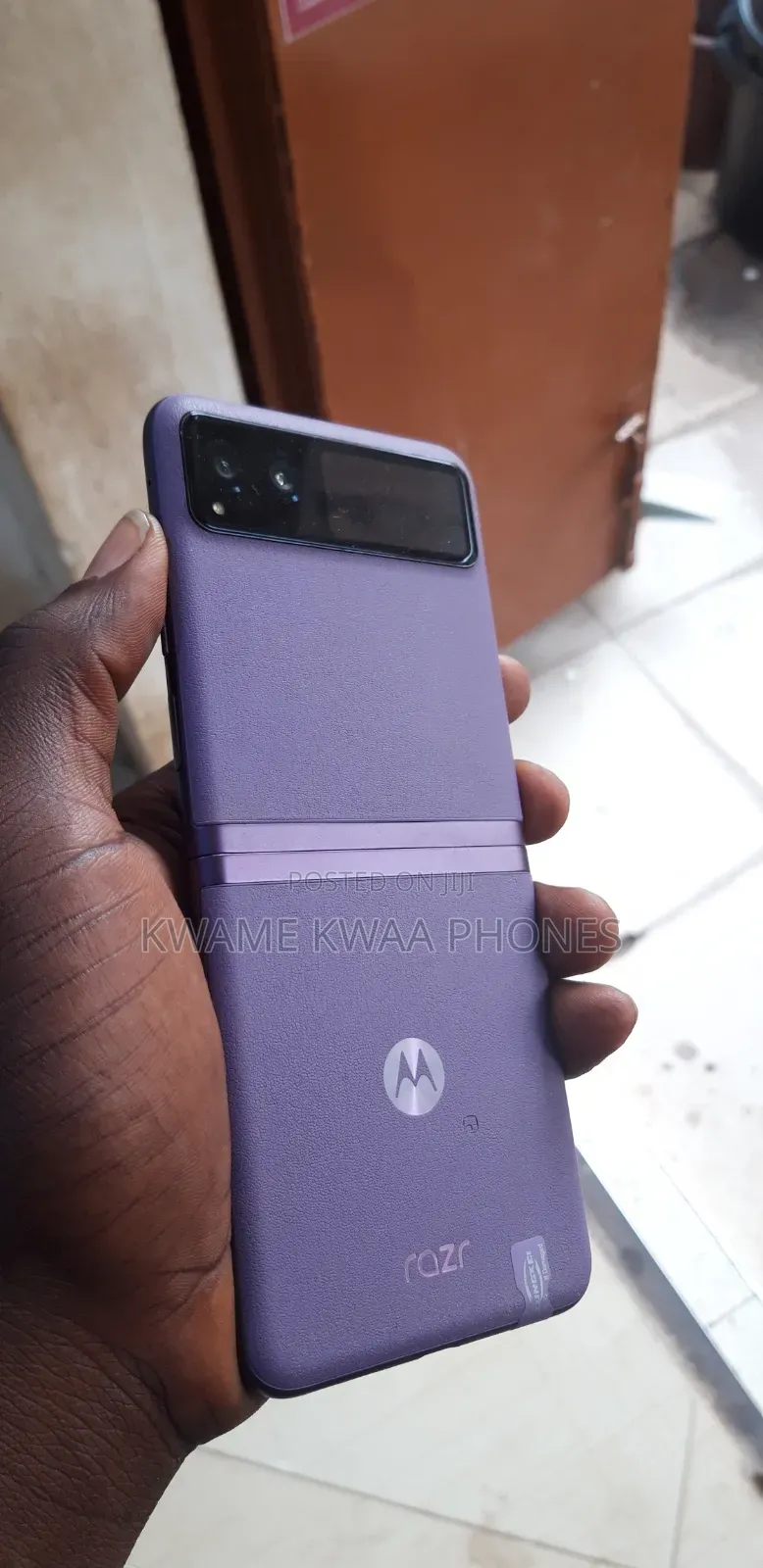 Motorola Razr 40s 256 GB Purple