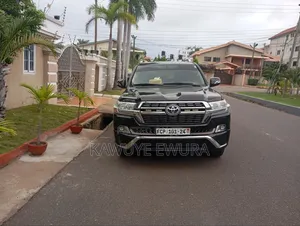 Toyota Land Cruiser 2013 Black