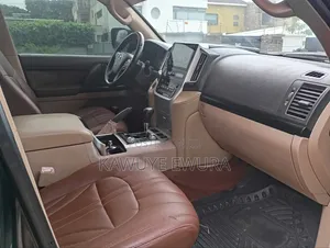 Toyota Land Cruiser 2013 Black