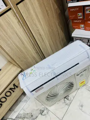 Call for 1.5hp R410 Split Air ConditionerLong Lasting Copper Condenser