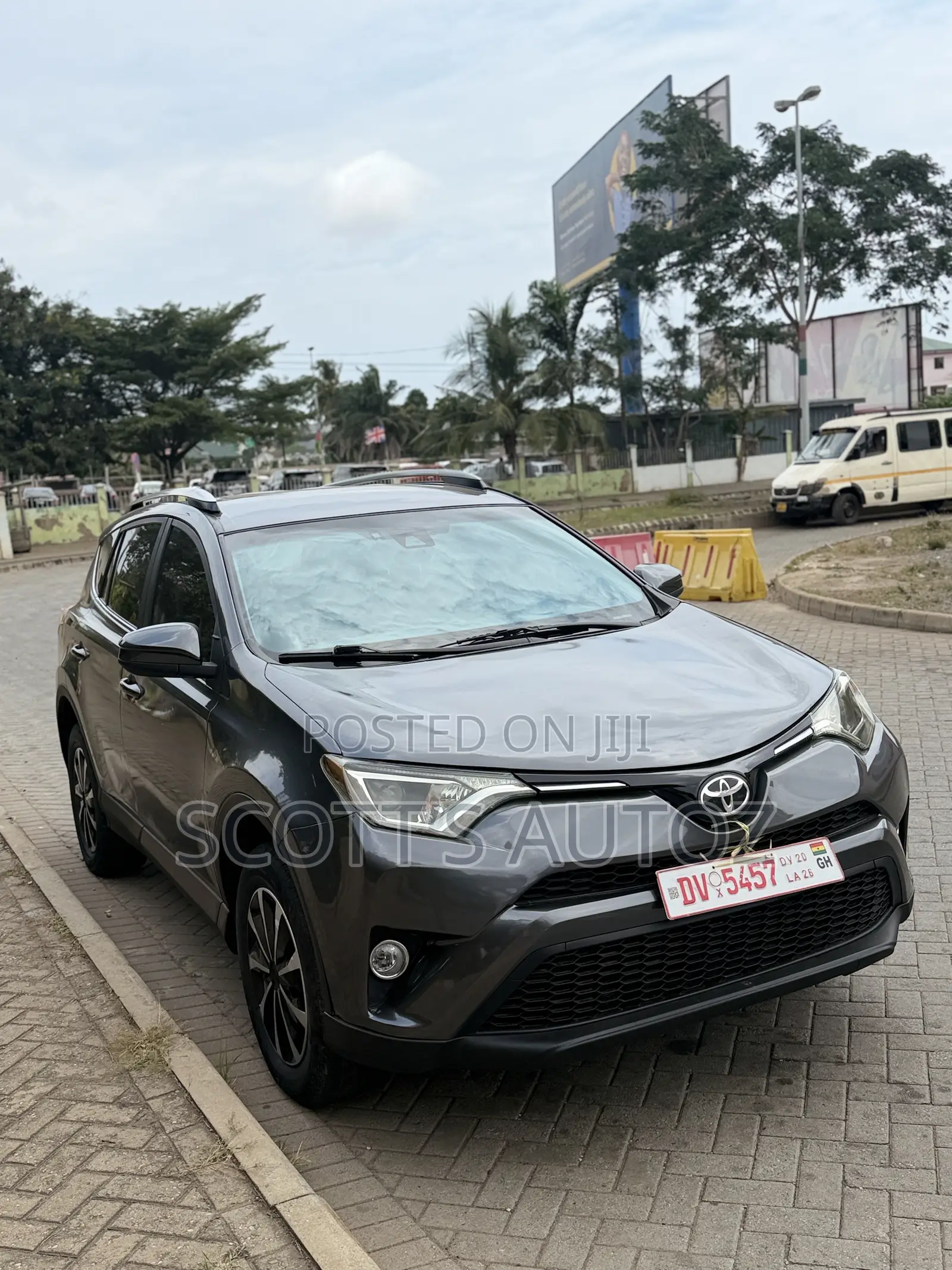 Toyota RAV4 2018 Gray