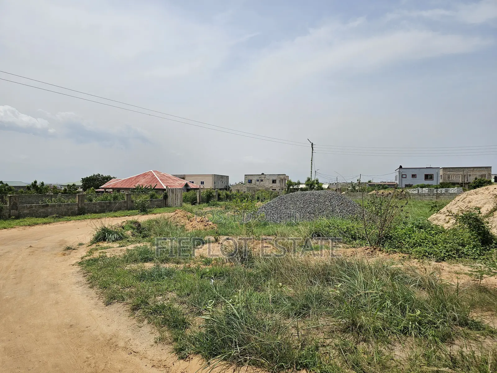 Secure Plot at Avenue 302, Prampram – Easy Access From the Junction