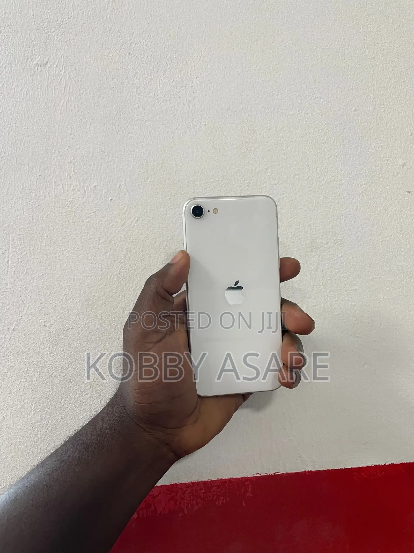 Apple iPhone SE (2020) 64 GB White