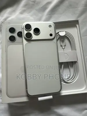 New Apple iPhone 17 Pro Max 512 GB Silver