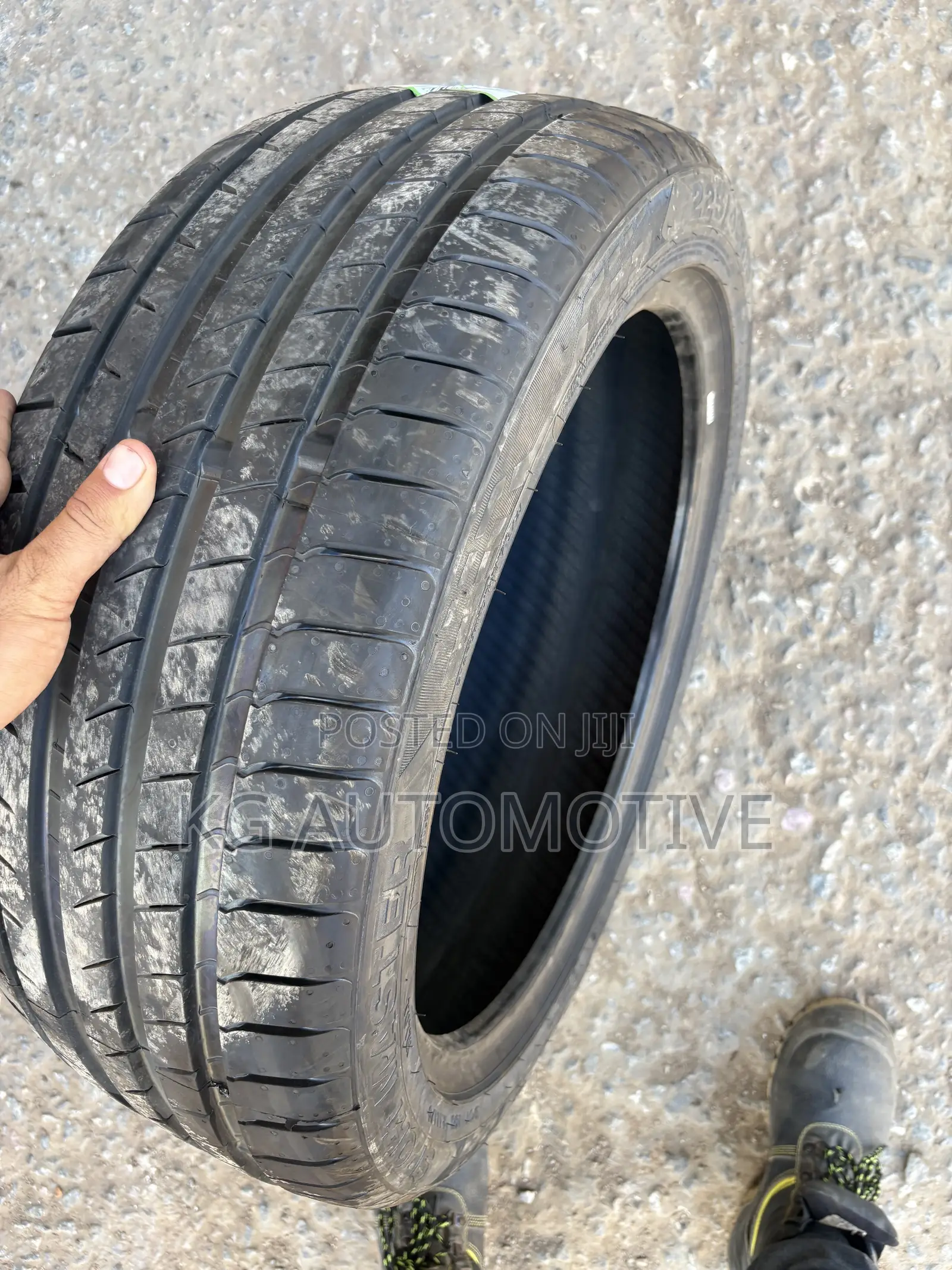 285/65r17 Peakgrip Tyre