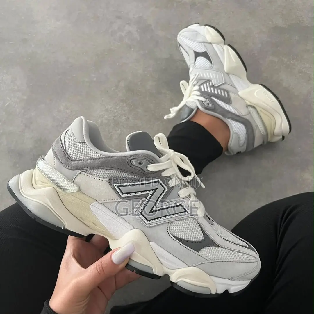 New Balance 9060