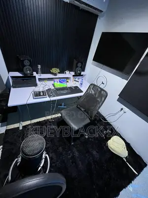 Music Production Studio,Mixing ,Mastering,Beat Production