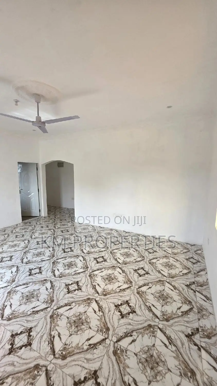 2bdrm Apartment in North Legon for rent