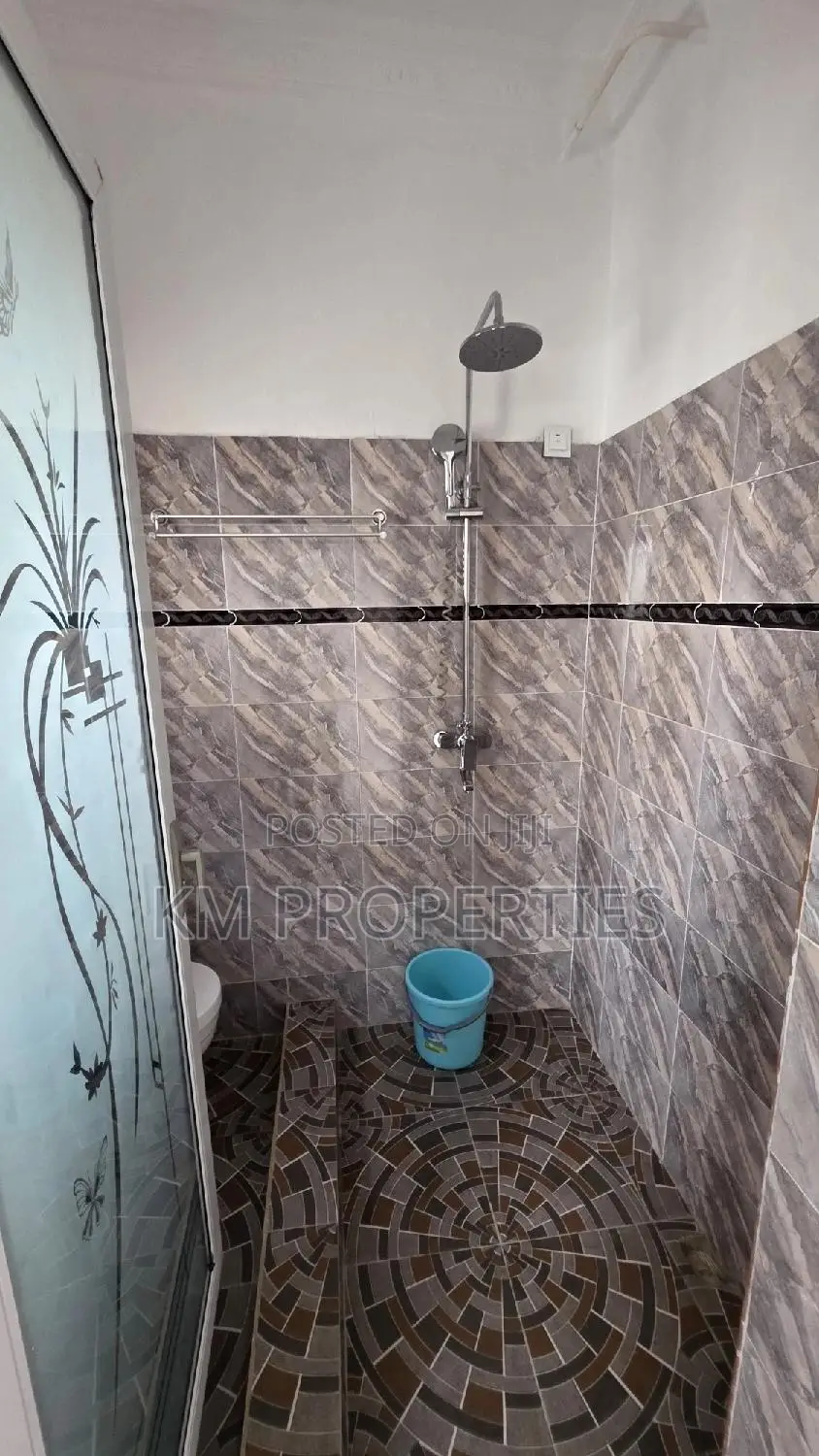 2bdrm Apartment in North Legon for rent