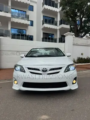 Toyota Corolla S 4dr Sedan (1.8L 4cyl 4A) 2012 White