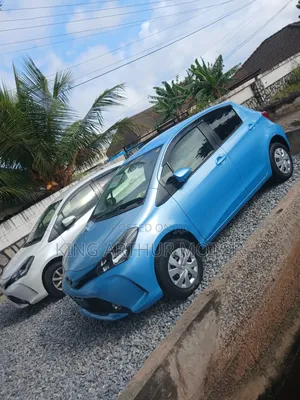 Toyota Vitz 1.3 FWD 3dr 2016 Blue