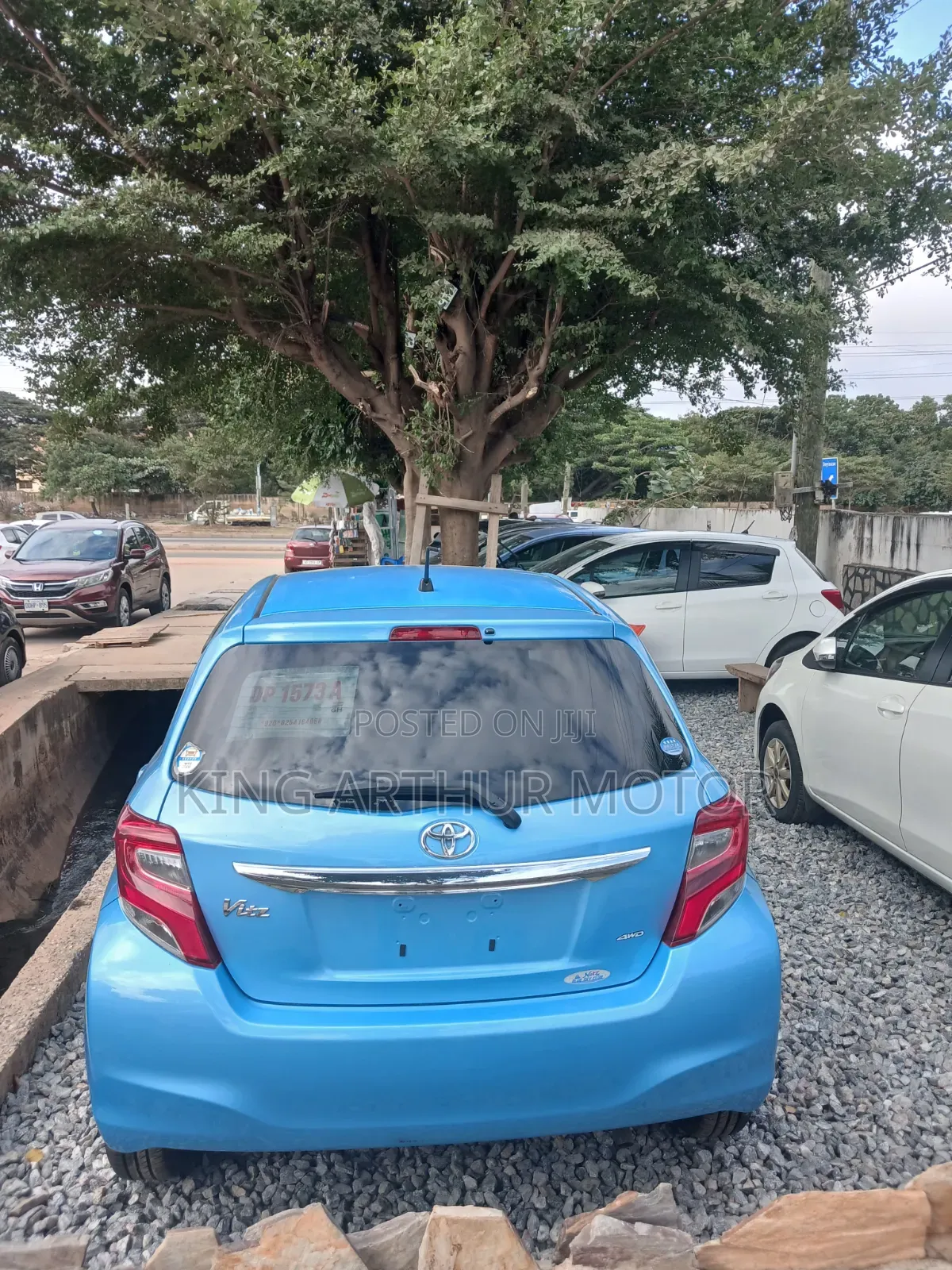 Toyota Vitz 1.3 FWD 3dr 2016 Blue