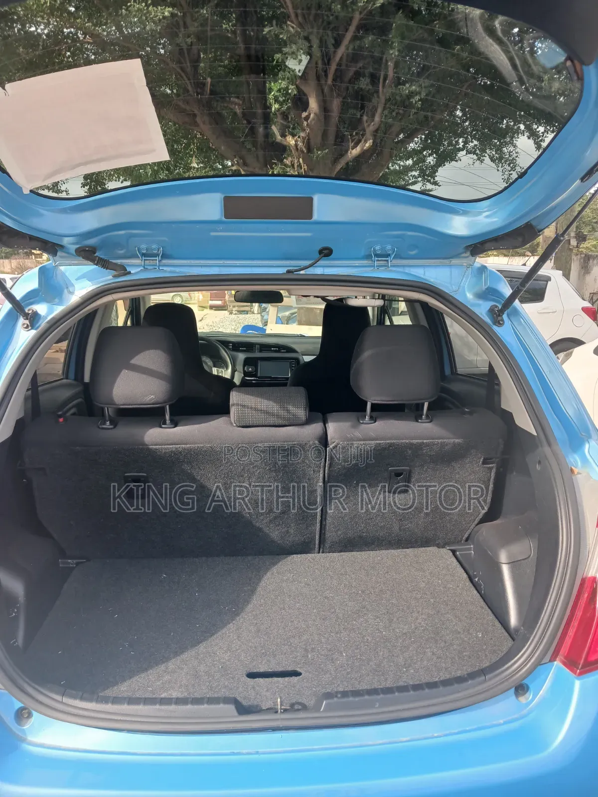 Toyota Vitz 1.3 FWD 3dr 2016 Blue