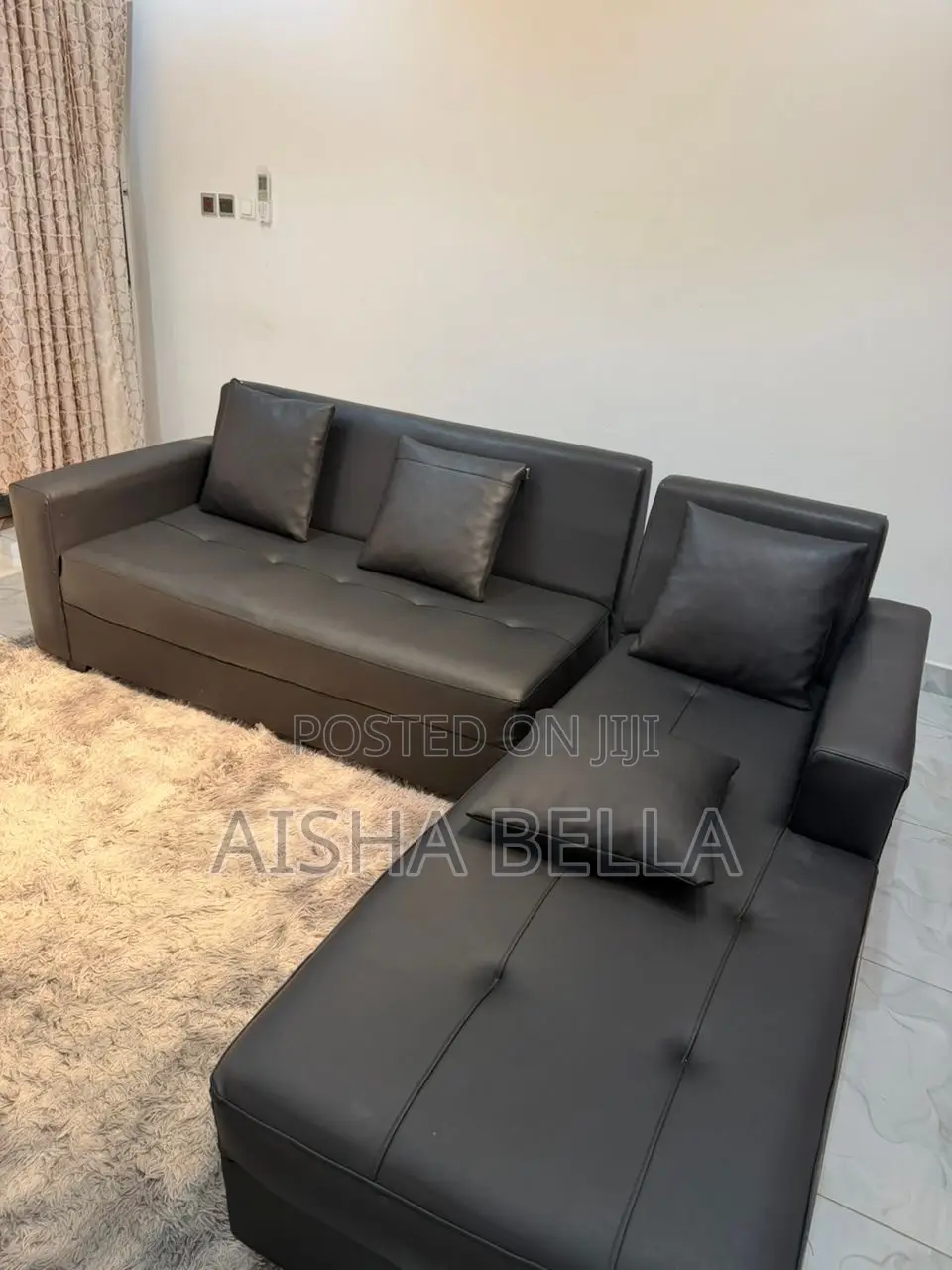 Chairs for Sele in Good Condition