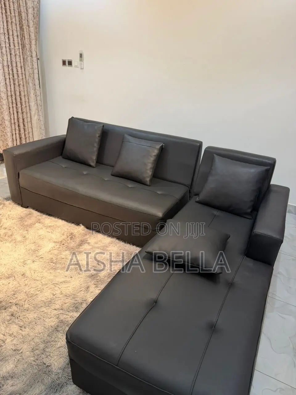 Chairs for Sele in Good Condition