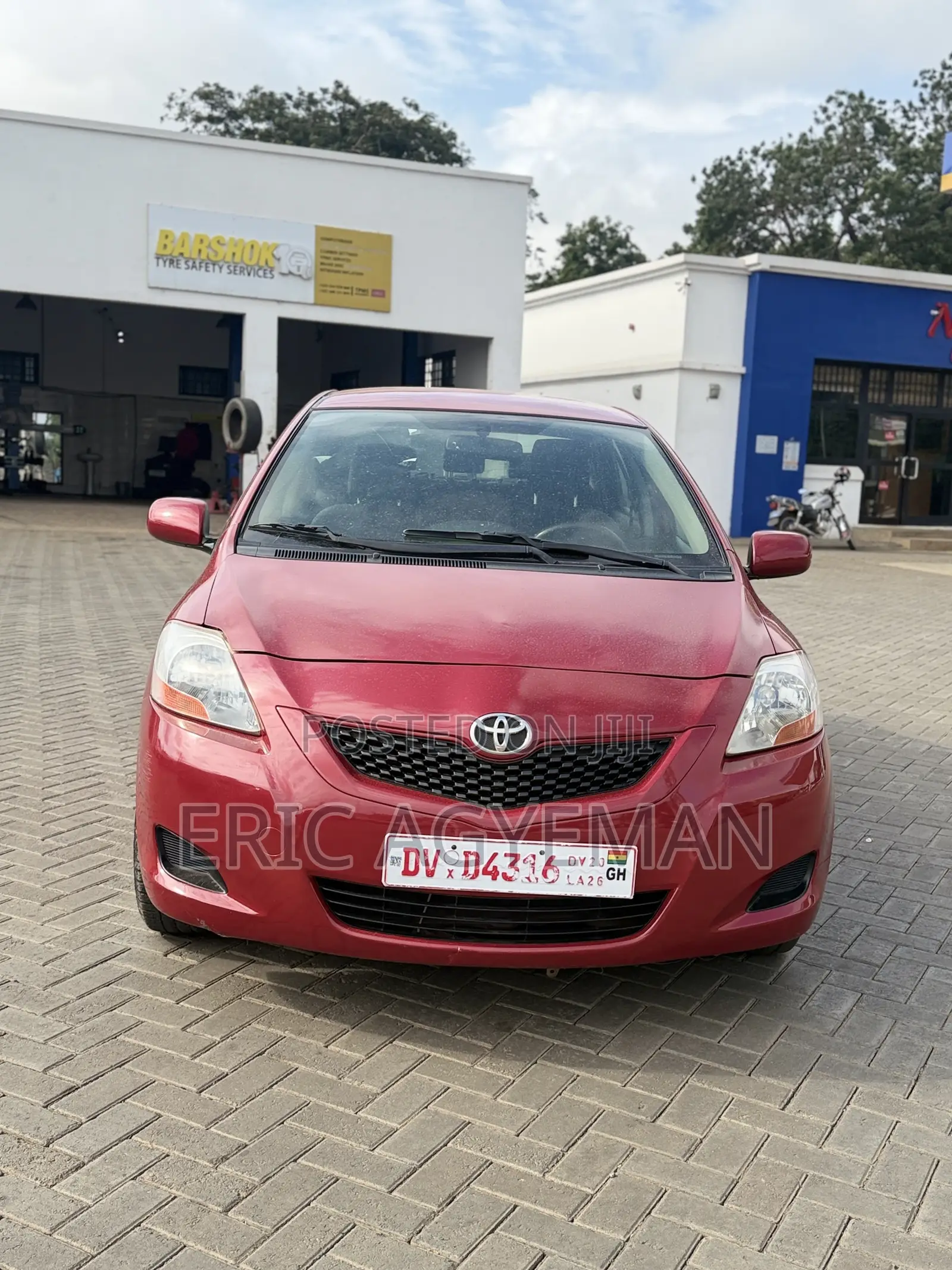 Toyota Yaris 2010 Red