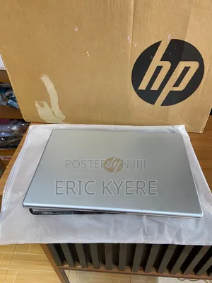 New Laptop HP 8GB AMD Ryzen 3 SSD 256GB