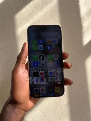 Apple iPhone 15 Plus 128 GB Pink