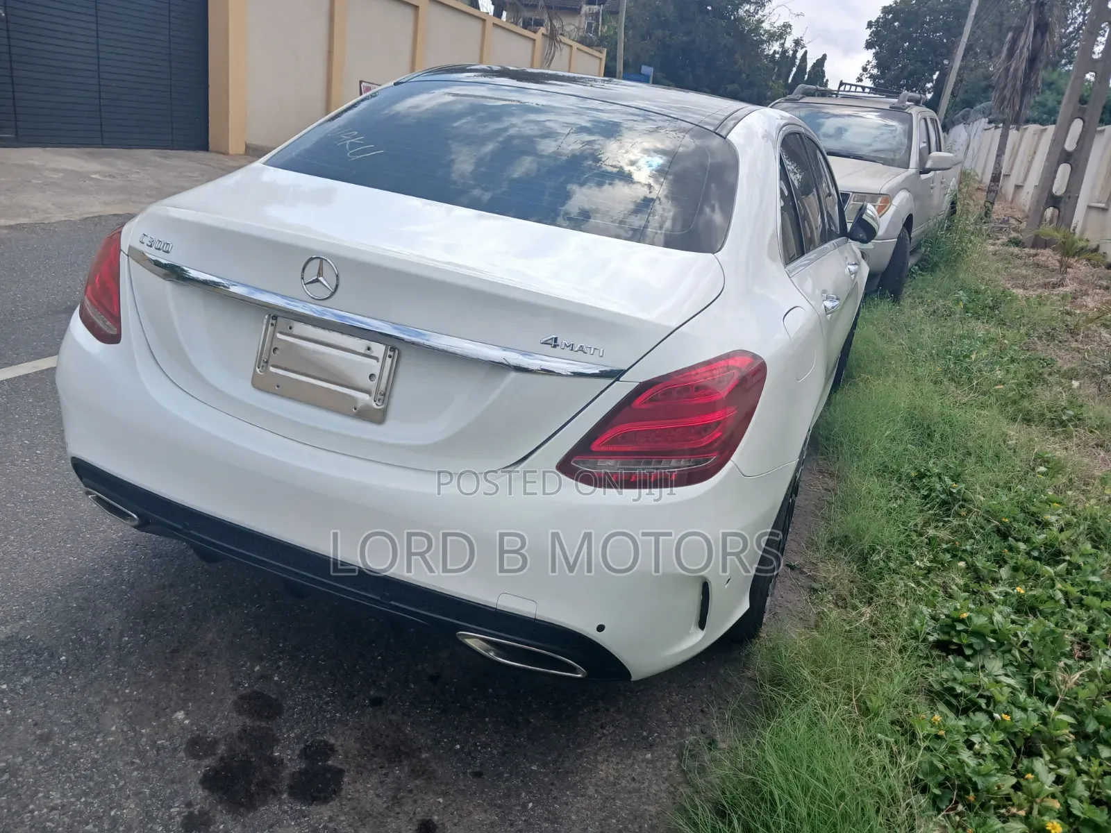 Mercedes-Benz C300 2016 White