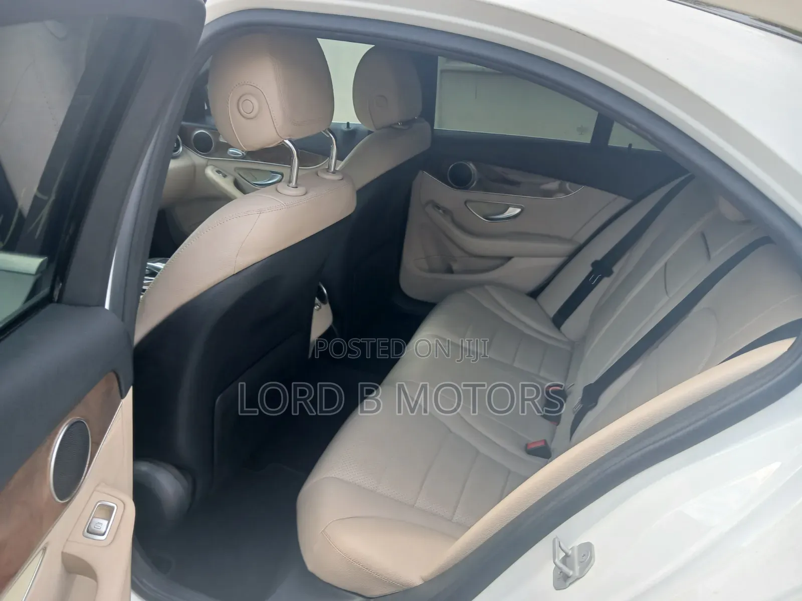 Mercedes-Benz C300 2016 White