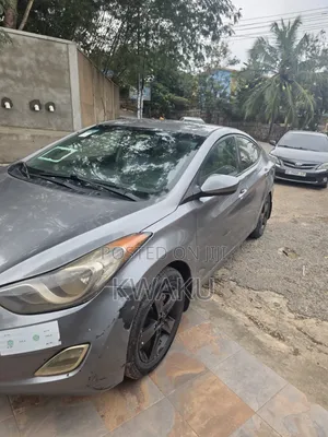Hyundai Elantra 2013 Silver
