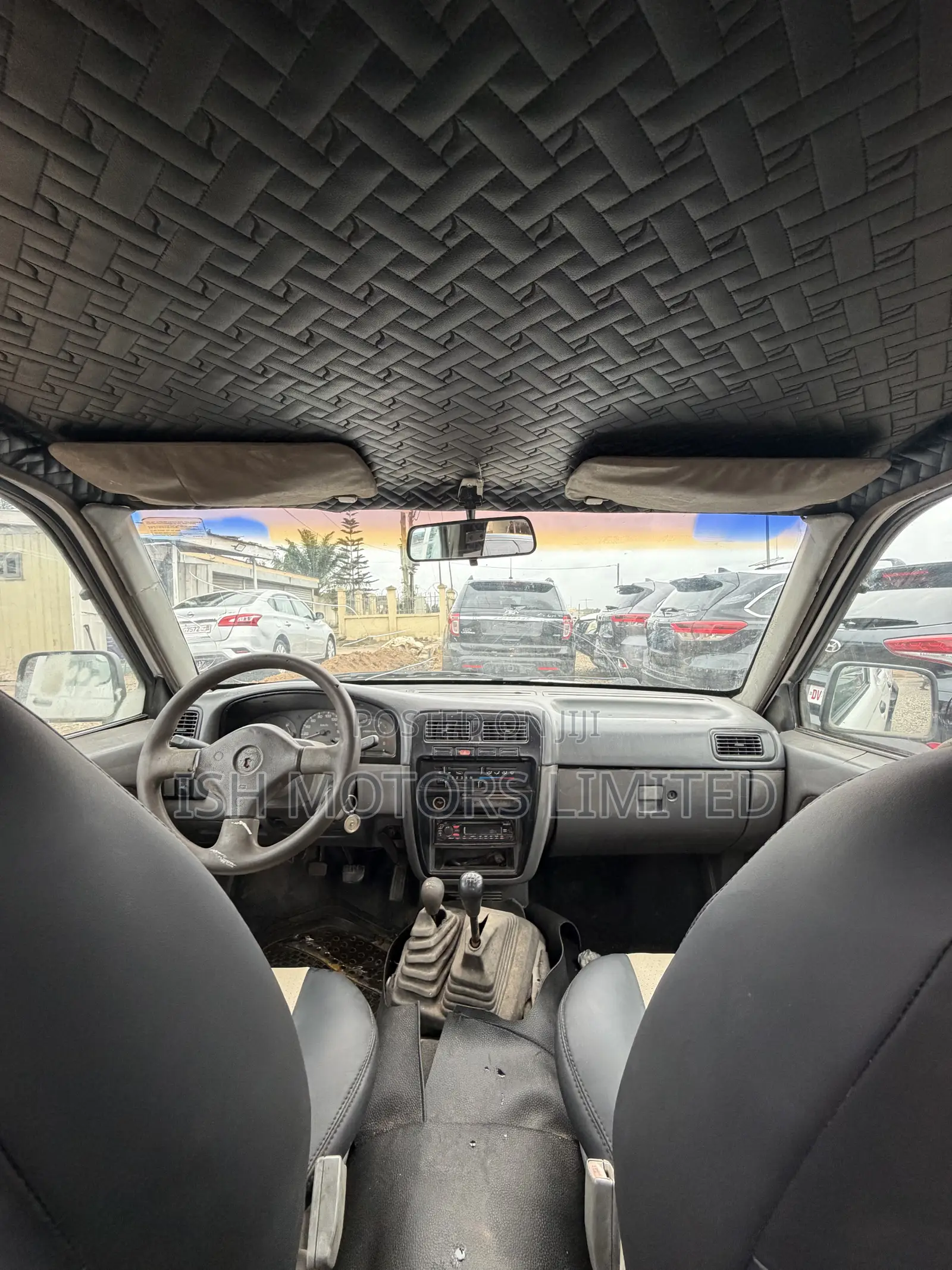Nissan Hardbody 2000i 2006 White