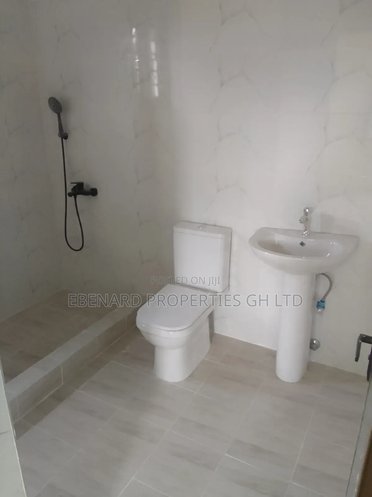 5bdrm House in Ebenard Properties, Coca Cola for sale