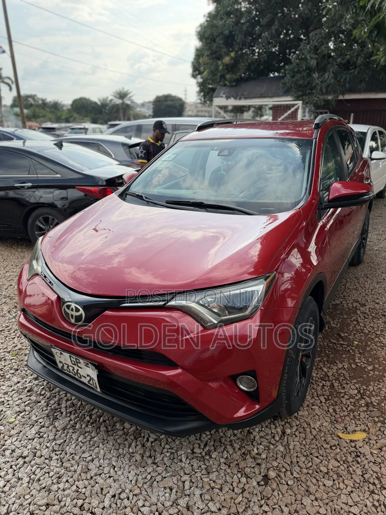Toyota RAV4 LE AWD (2.5L 4cyl 6A) 2017 Red