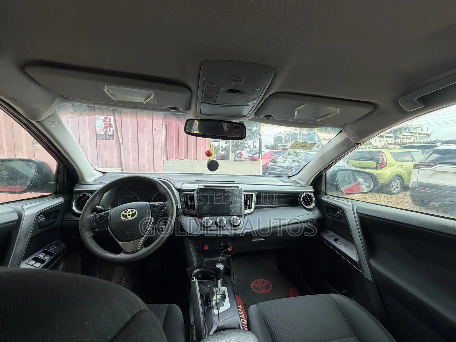 Toyota RAV4 LE AWD (2.5L 4cyl 6A) 2017 Red