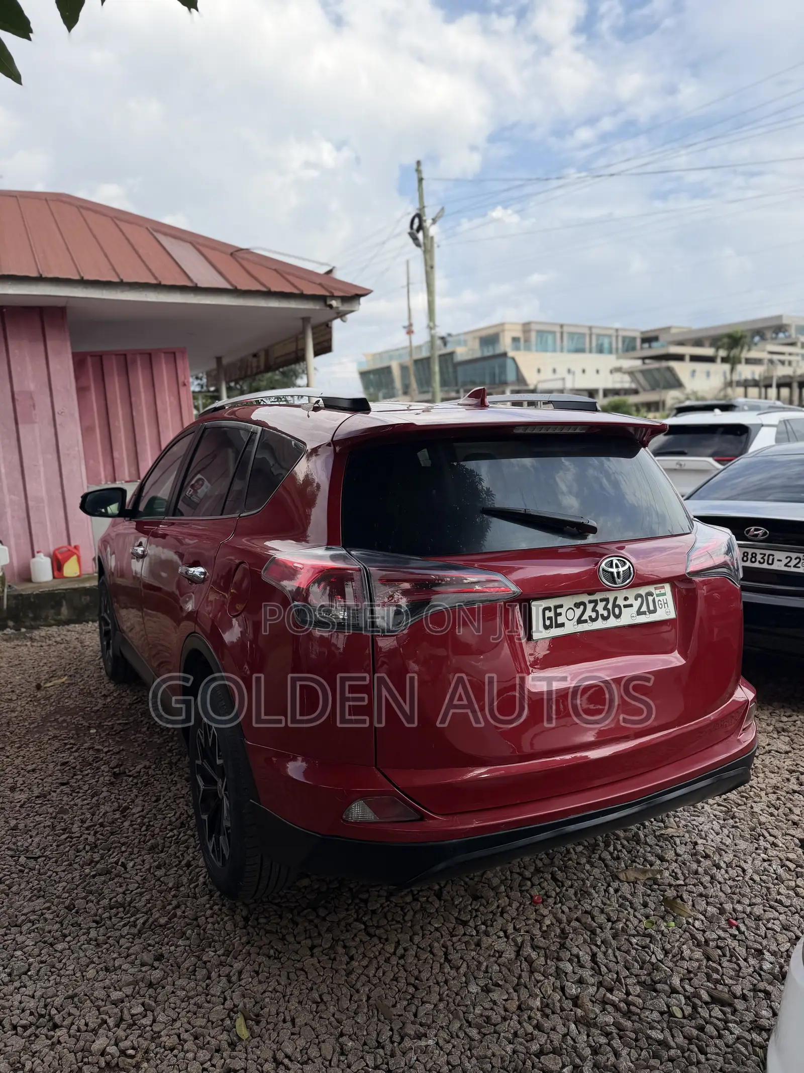 Toyota RAV4 LE AWD (2.5L 4cyl 6A) 2017 Red